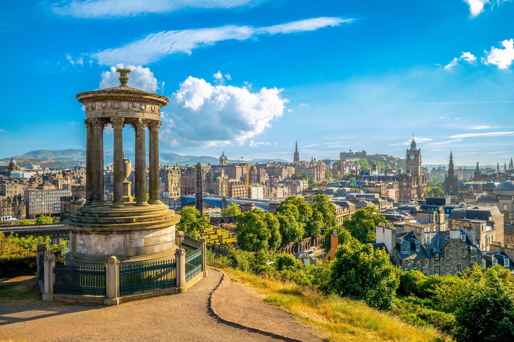 Edinburgh skyline