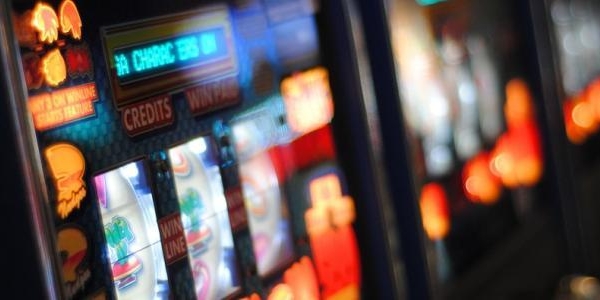 Gambling machines 2 6 2