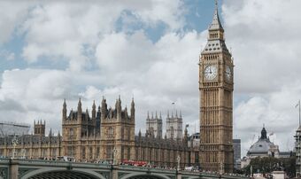 Westminster Background Image darken by 65