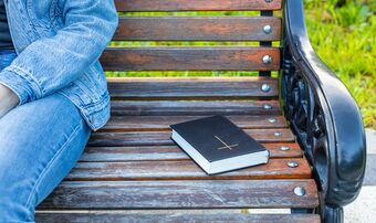 Outdoor prayer buffer zone