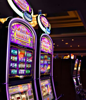 Gambling slot machines