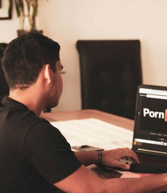 Porn Hub
