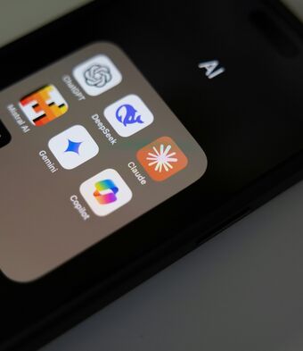 AI Apps phone chatgpt claude gemini copilot