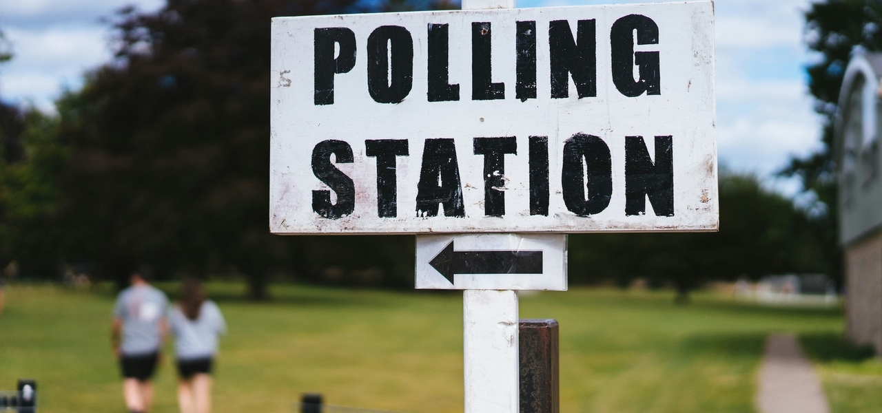 Vote polling station