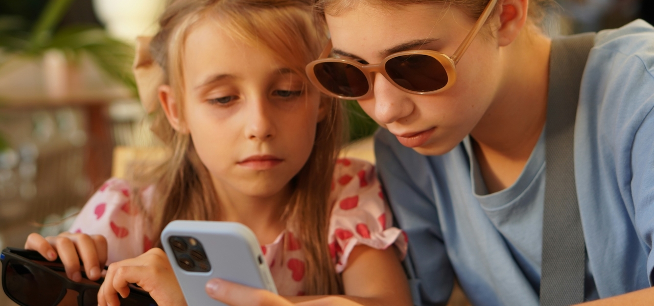 Children kids online phone safety